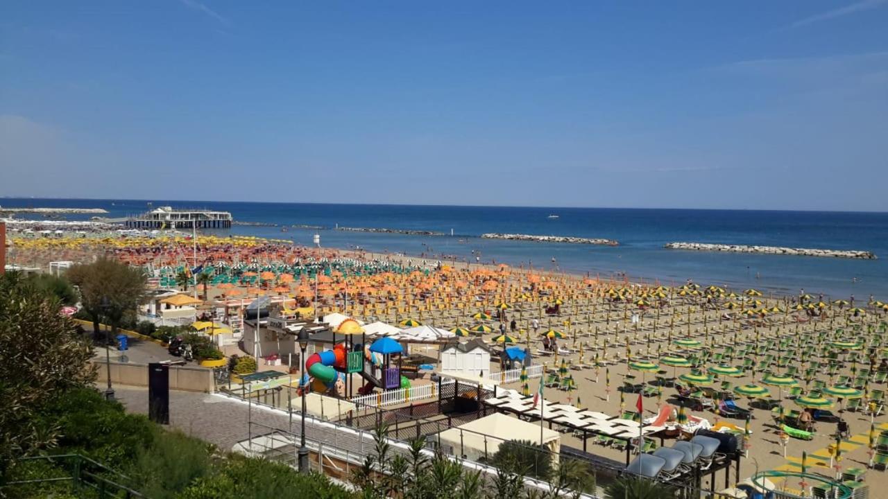 Beachhome Gabicce Mare Exterior photo